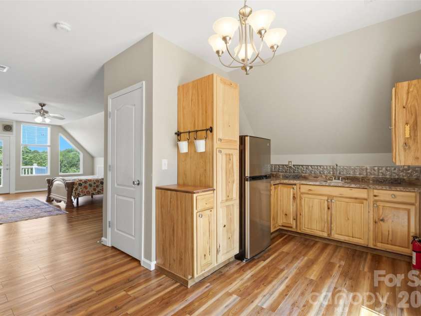 631 Sedona Drive, Nebo, NC 28761.  MLS# CAR4380400, YatesRealty ID 32909. 