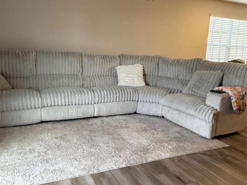 2332 Trollinger Drive, Catawba, NC 28609.  MLS# CAR4320442, YatesRealty ID 3291. Living room