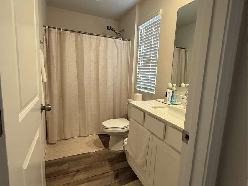 2332 Trollinger Drive, Catawba, NC 28609.  MLS# CAR4320442, YatesRealty ID 3291. Main Bathroom