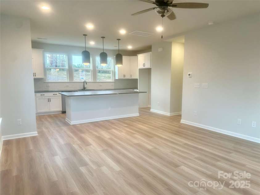 234 Ferebee Place, Charlotte, NC 28213.  MLS# CAR4322640, YatesRealty ID 3291. Living/Kitchen