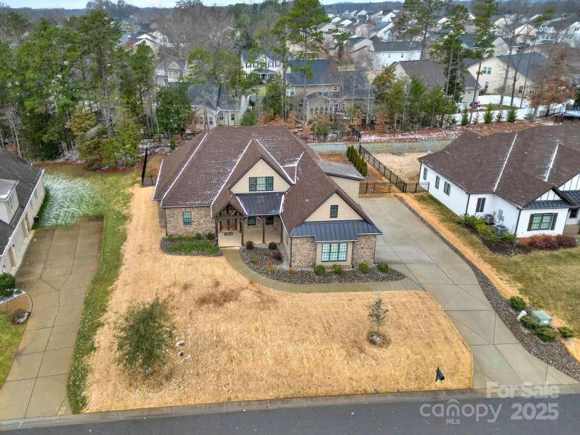 894 ABILENE Lane, Fort Mill, SC 29715.  MLS# CAR4225437, YatesRealty ID 3291. 