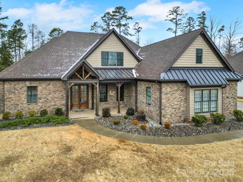 894 ABILENE Lane, Fort Mill, SC 29715.  MLS# CAR4225437, YatesRealty ID 3291. 