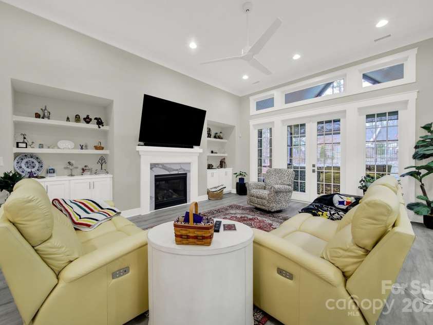 894 ABILENE Lane, Fort Mill, SC 29715.  MLS# CAR4225437, YatesRealty ID 3291. 