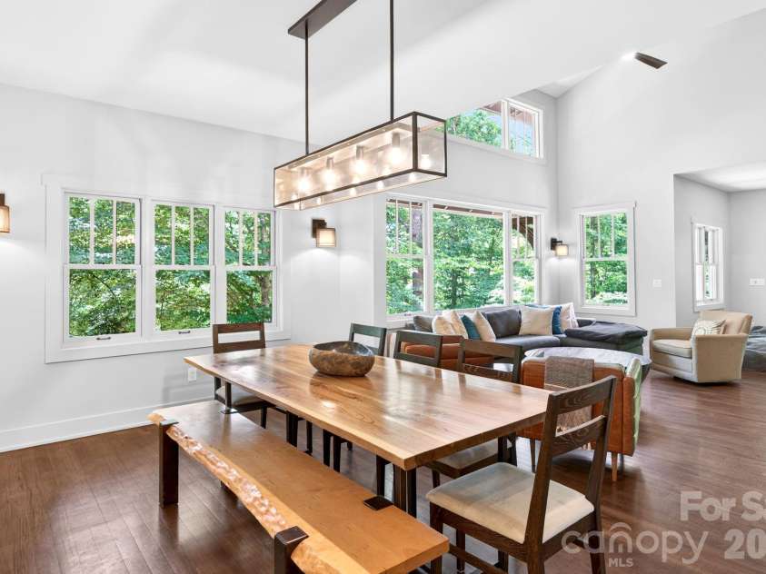 235 Bull Creek Road, Asheville, NC 28805.  MLS# CAR4389241, YatesRealty ID 32910. 