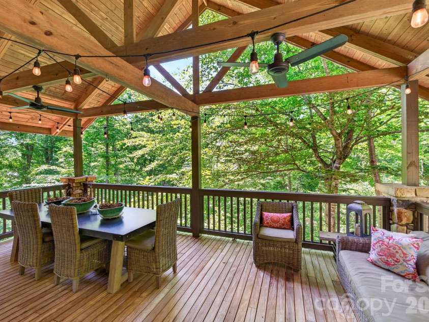 235 Bull Creek Road, Asheville, NC 28805.  MLS# CAR4389241, YatesRealty ID 32910. 