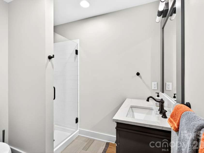 235 Bull Creek Road, Asheville, NC 28805.  MLS# CAR4389241, YatesRealty ID 32910. 