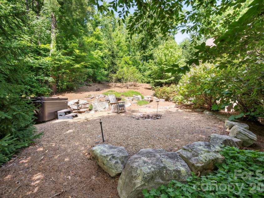 235 Bull Creek Road, Asheville, NC 28805.  MLS# CAR4389241, YatesRealty ID 32910. 