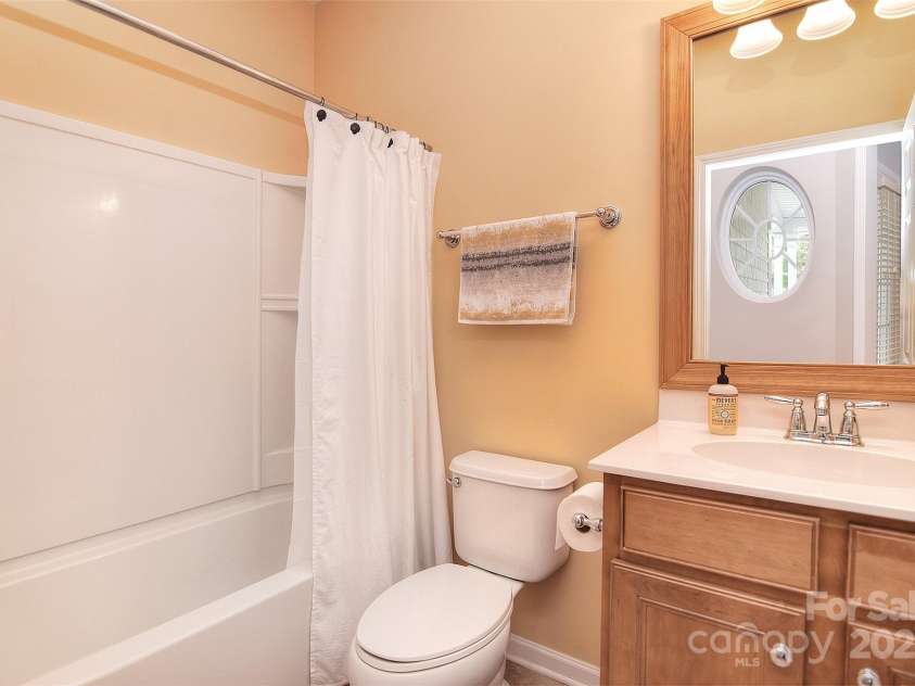 1008 Magpie Court, Fort Mill, SC 29707.  MLS# CAR4292540, YatesRealty ID 32913. 2nd full bathroom on main floor