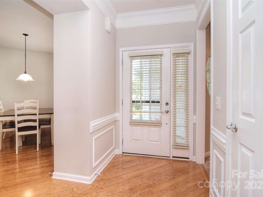 1008 Magpie Court, Fort Mill, SC 29707.  MLS# CAR4292540, YatesRealty ID 32913. Foyer