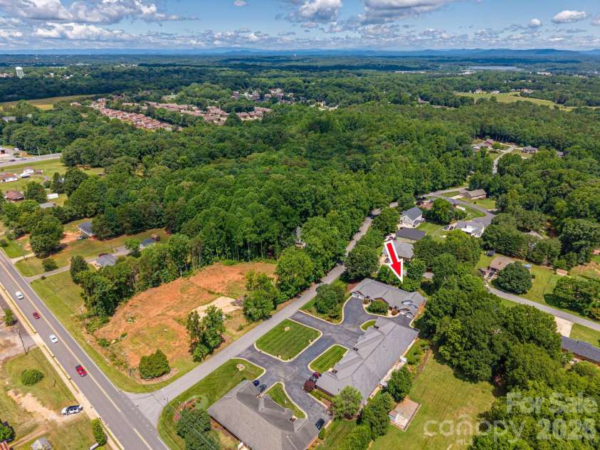 112 Mooreland Drive, Conover, NC 28613.  MLS# CAR4395451, YatesRealty ID 32913. 