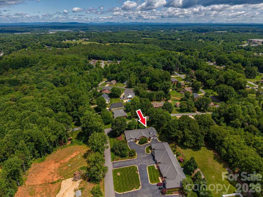 112 Mooreland Drive, Conover, NC 28613.  MLS# CAR4395451, YatesRealty ID 32913. 