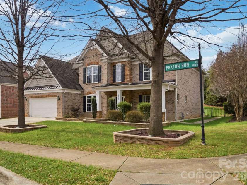 10102 Paxton Run Road, Charlotte, NC 28277.  MLS# CAR4349841, YatesRealty ID 32916. 