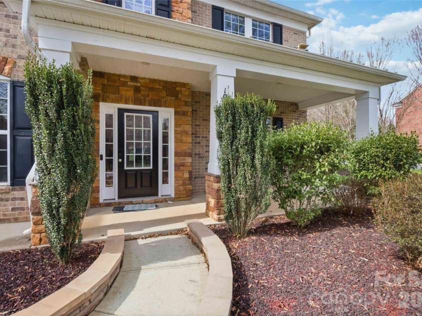 10102 Paxton Run Road, Charlotte, NC 28277.  MLS# CAR4349841, YatesRealty ID 32916. 