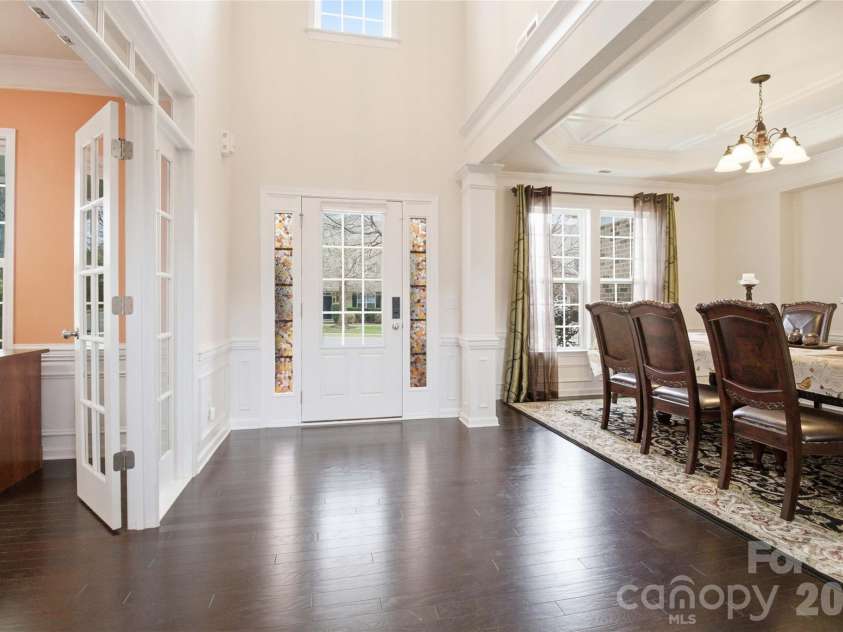 10102 Paxton Run Road, Charlotte, NC 28277.  MLS# CAR4349841, YatesRealty ID 32916. 
