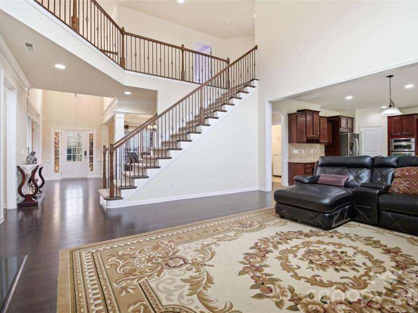 10102 Paxton Run Road, Charlotte, NC 28277.  MLS# CAR4349841, YatesRealty ID 32916. 