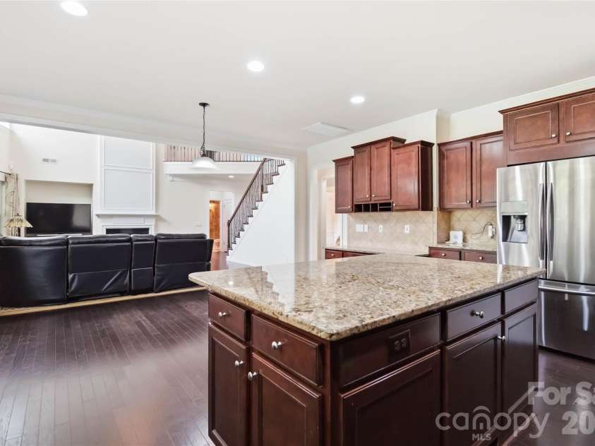 10102 Paxton Run Road, Charlotte, NC 28277.  MLS# CAR4349841, YatesRealty ID 32916. 