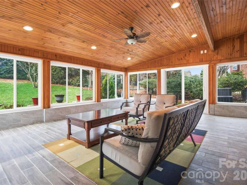 10102 Paxton Run Road, Charlotte, NC 28277.  MLS# CAR4349841, YatesRealty ID 32916. 