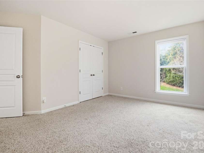 10102 Paxton Run Road, Charlotte, NC 28277.  MLS# CAR4349841, YatesRealty ID 32916. 