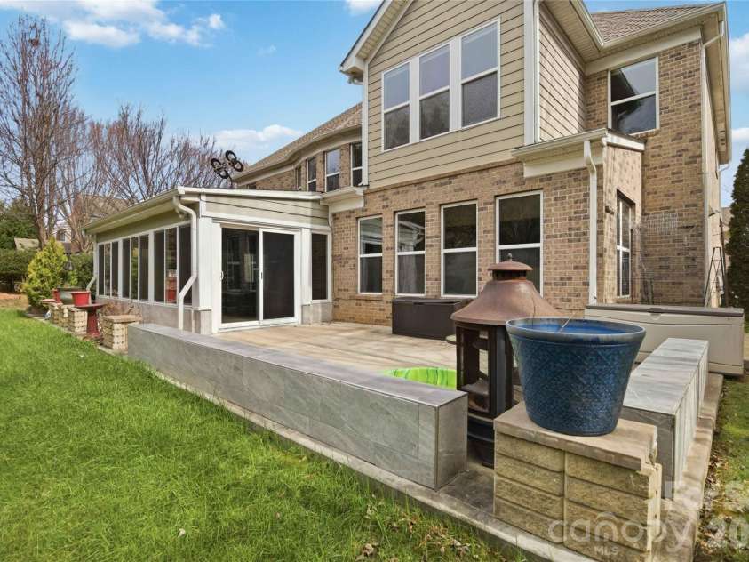 10102 Paxton Run Road, Charlotte, NC 28277.  MLS# CAR4349841, YatesRealty ID 32916. 