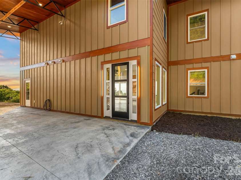 6718 Walkertop Mountain Heights Drive, Morganton, NC 28655.  MLS# CAR4395015, YatesRealty ID 32917. 
