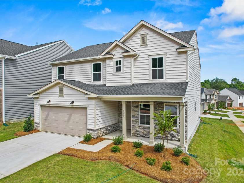 5844 Stewarts Landing Road, Charlotte, NC 28215.  MLS# CAR4293658, YatesRealty ID 32918. Exterior representation
