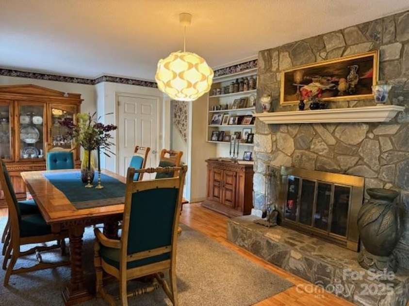 3319 Humphries Road, Shelby, NC 28150.  MLS# CAR4293516, YatesRealty ID 32919. Family Room