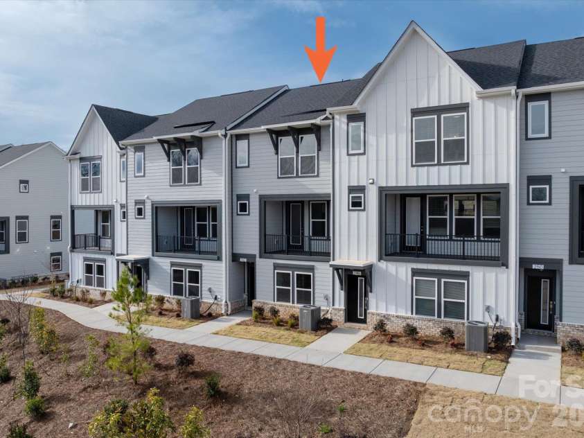 242 Ferebee Place, Charlotte, NC 28213.  MLS# CAR4322624, YatesRealty ID 3292. 