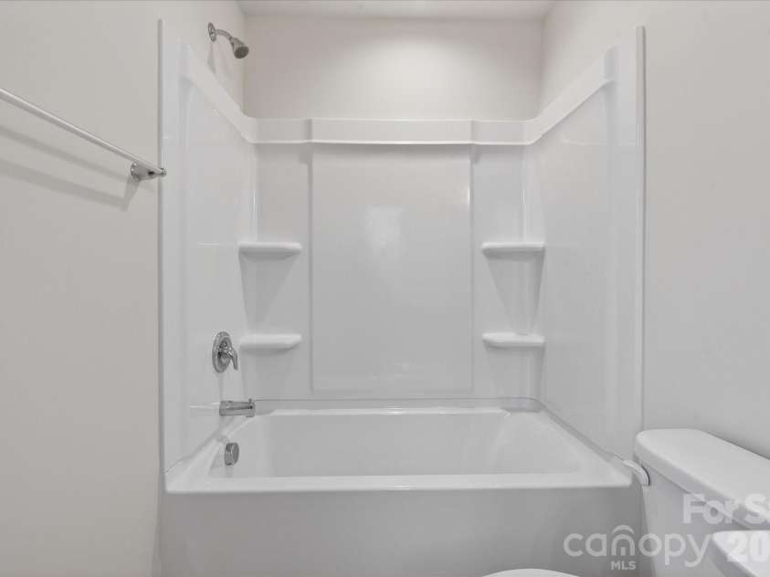 242 Ferebee Place, Charlotte, NC 28213.  MLS# CAR4322624, YatesRealty ID 3292. Bath 2