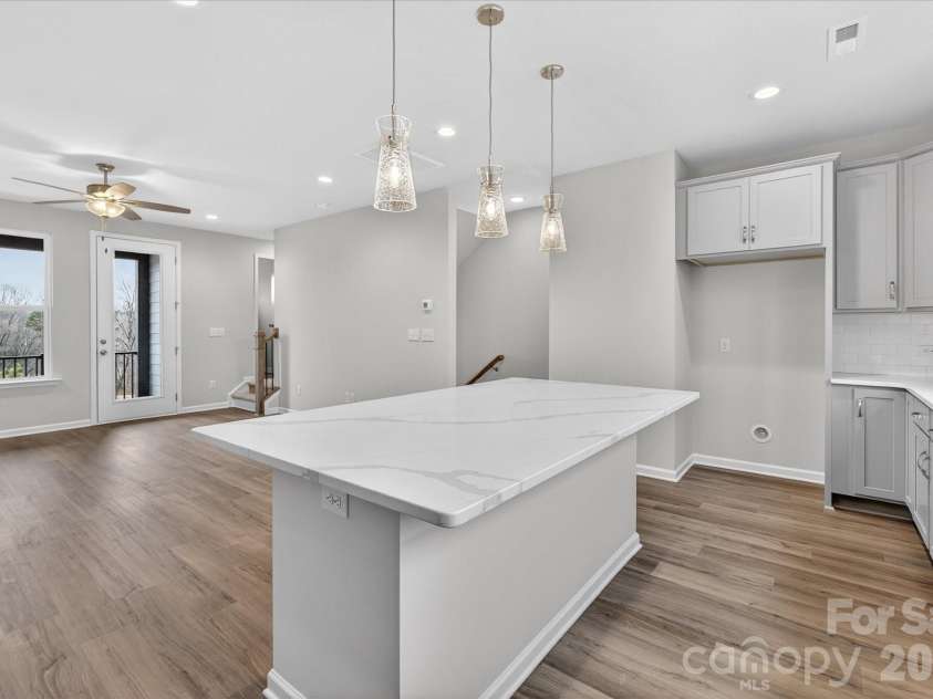 242 Ferebee Place, Charlotte, NC 28213.  MLS# CAR4322624, YatesRealty ID 3292. Kitchen/Living