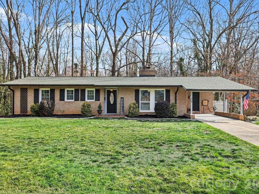 506 Nola Avenue, Kannapolis, NC 28083.  MLS# CAR4339805, YatesRealty ID 3292. 
