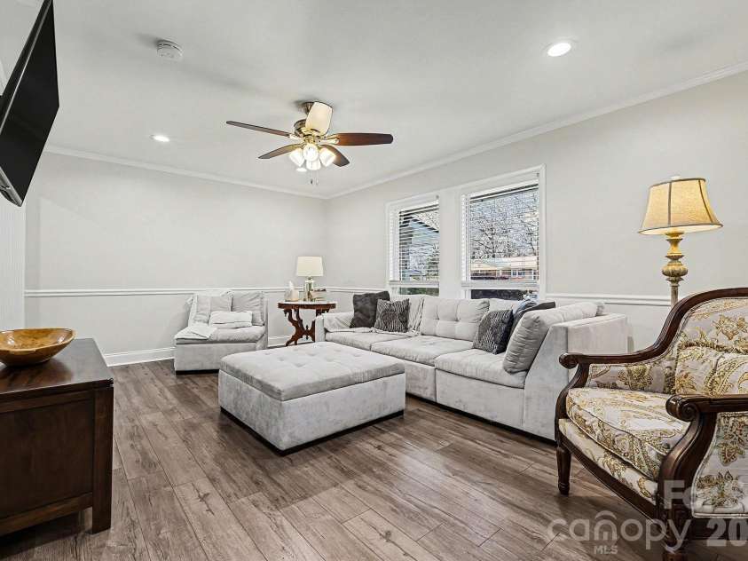 506 Nola Avenue, Kannapolis, NC 28083.  MLS# CAR4339805, YatesRealty ID 3292. 