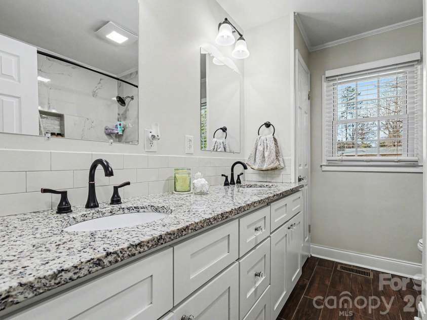 506 Nola Avenue, Kannapolis, NC 28083.  MLS# CAR4339805, YatesRealty ID 3292. 