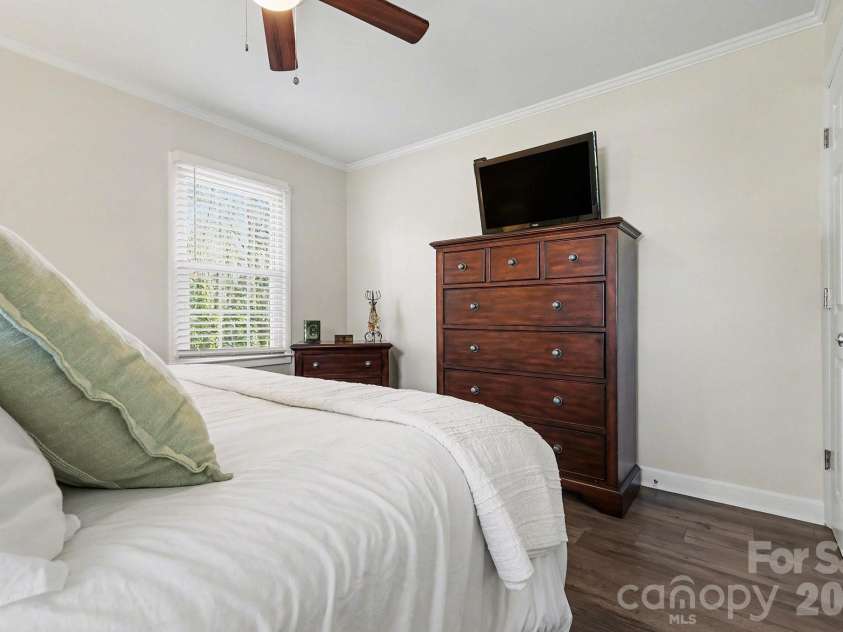 506 Nola Avenue, Kannapolis, NC 28083.  MLS# CAR4339805, YatesRealty ID 3292. 