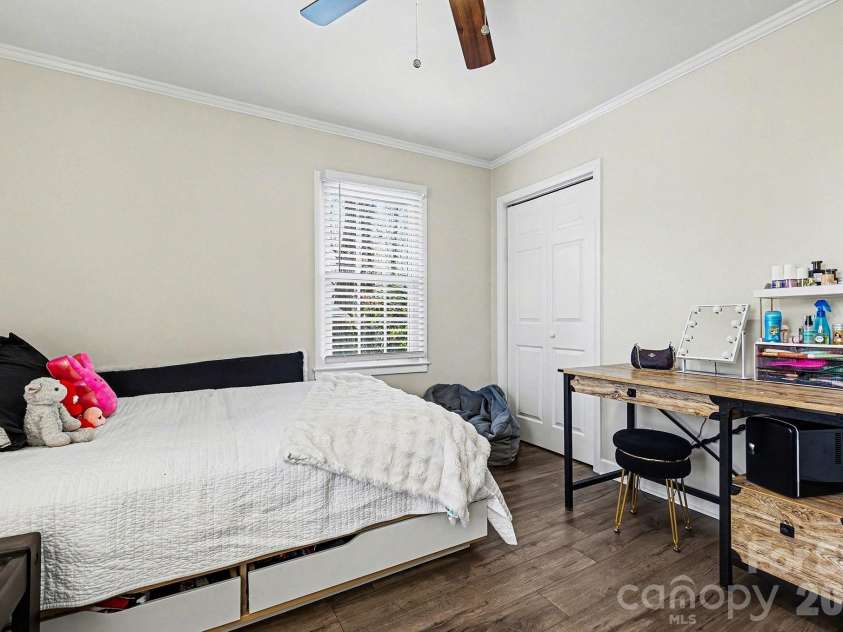 506 Nola Avenue, Kannapolis, NC 28083.  MLS# CAR4339805, YatesRealty ID 3292. 