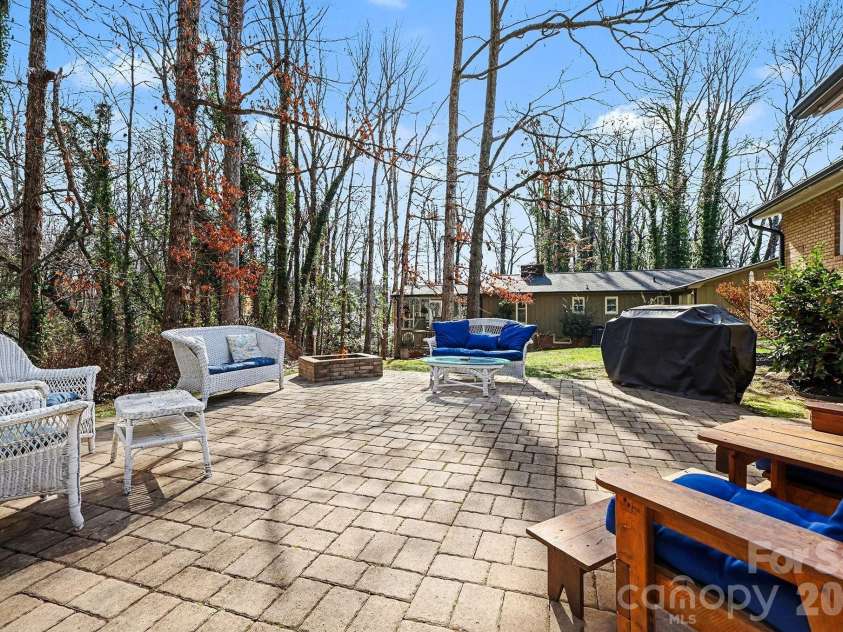 506 Nola Avenue, Kannapolis, NC 28083.  MLS# CAR4339805, YatesRealty ID 3292. 