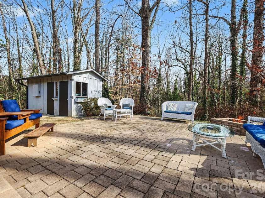 506 Nola Avenue, Kannapolis, NC 28083.  MLS# CAR4339805, YatesRealty ID 3292. 