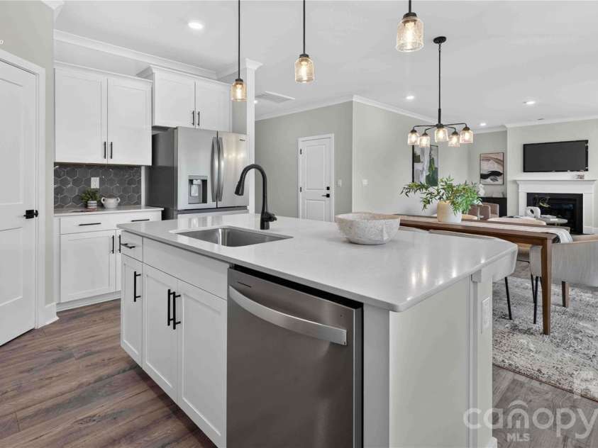 524 Mahogany Road, York, SC 29745.  MLS# CAR4397046, YatesRealty ID 32921. 