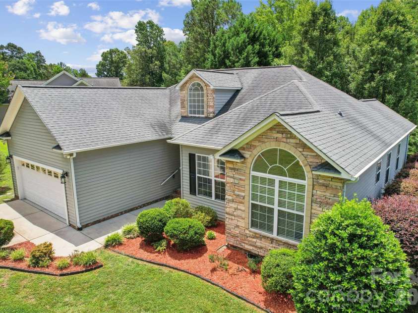 3078 Richards Way Drive, Rock Hill, SC 29732.  MLS# CAR4394528, YatesRealty ID 32922. 