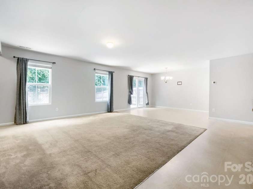 1706 Hooper Court, Charlotte, NC 28212.  MLS# CAR4396936, YatesRealty ID 32925. 