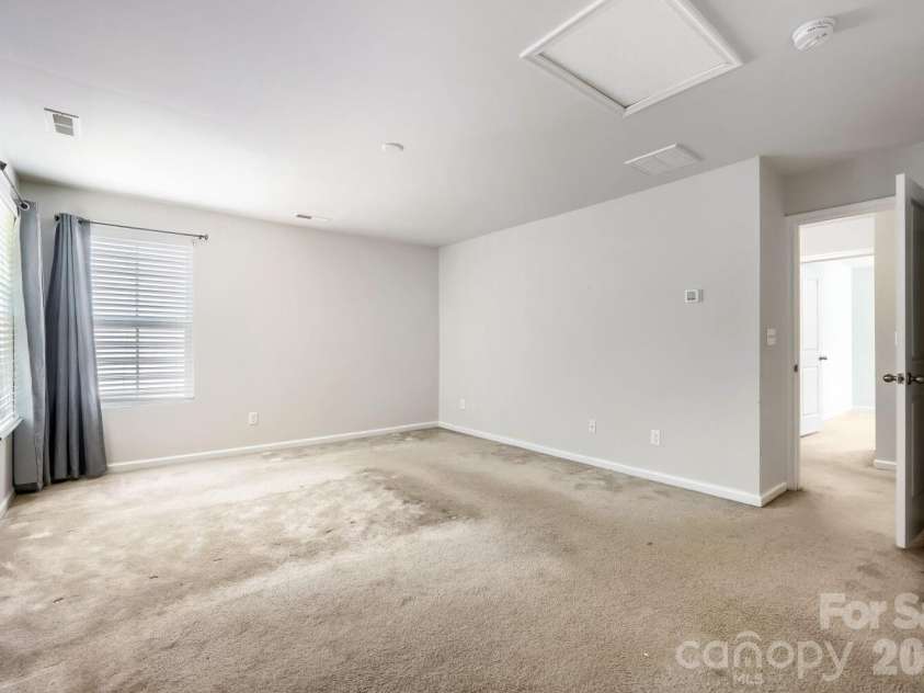 1706 Hooper Court, Charlotte, NC 28212.  MLS# CAR4396936, YatesRealty ID 32925. 