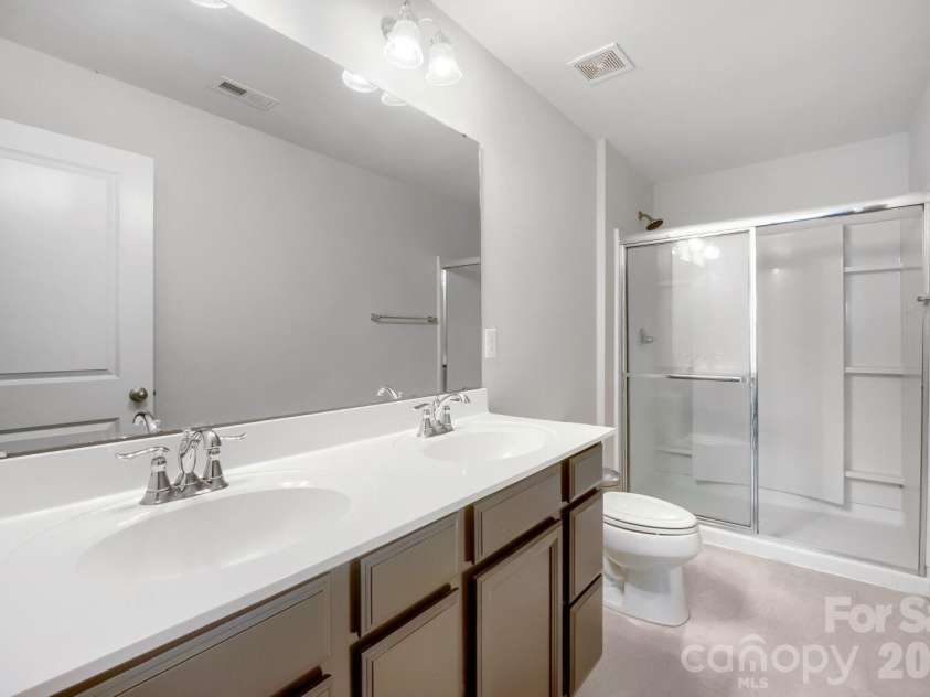 1706 Hooper Court, Charlotte, NC 28212.  MLS# CAR4396936, YatesRealty ID 32925. 