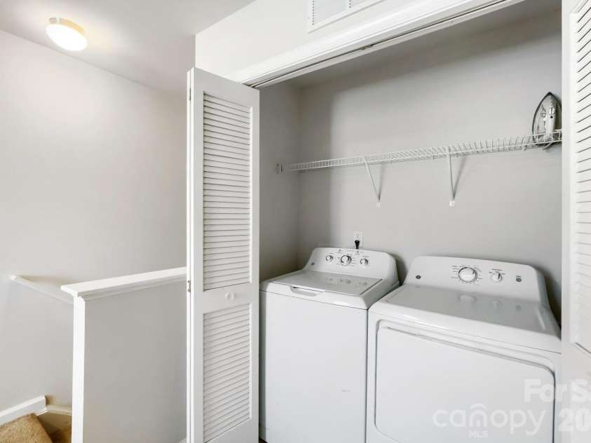 1706 Hooper Court, Charlotte, NC 28212.  MLS# CAR4396936, YatesRealty ID 32925. 