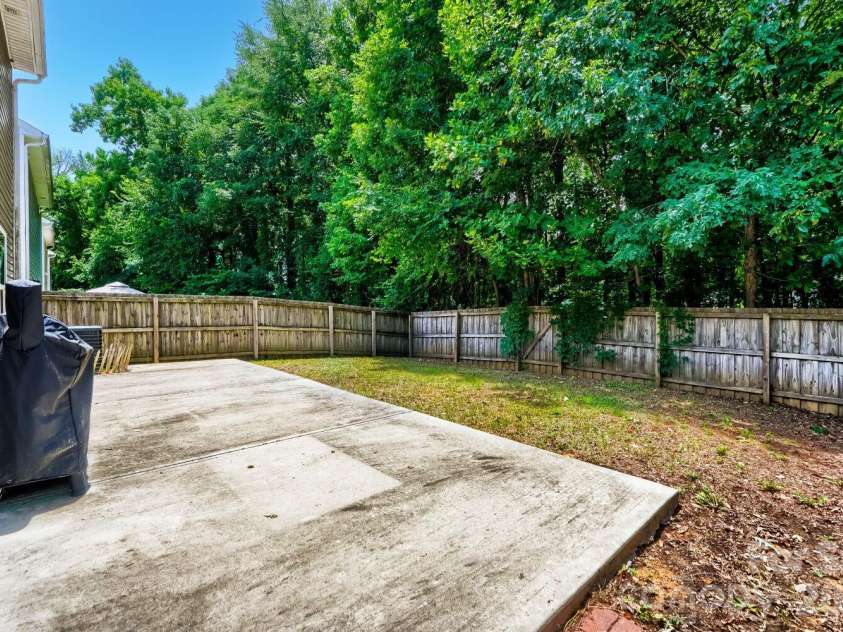 1706 Hooper Court, Charlotte, NC 28212.  MLS# CAR4396936, YatesRealty ID 32925. 