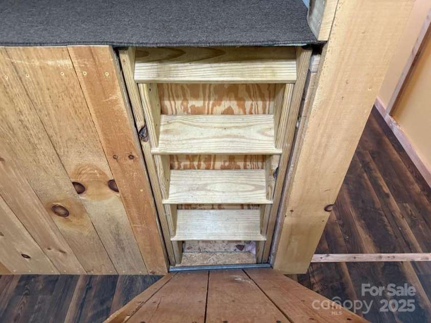 43 Wild Horse Road, Sylva, NC 28779.  MLS# CAR4293747, YatesRealty ID 32925. 