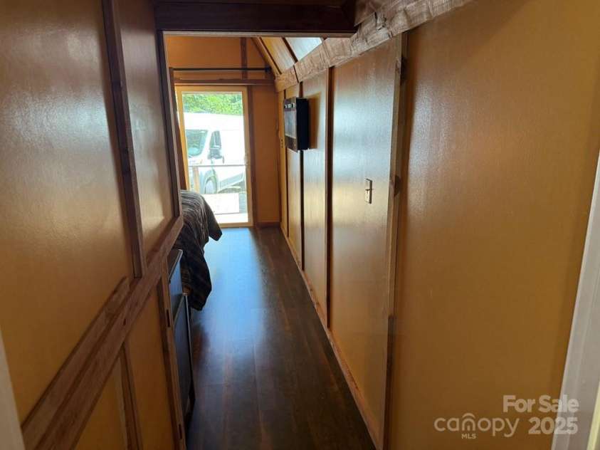 43 Wild Horse Road, Sylva, NC 28779.  MLS# CAR4293747, YatesRealty ID 32925. 