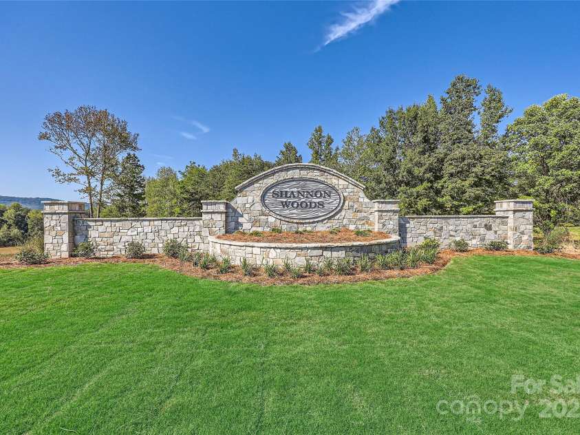 4362 Shimmering Stone Way, Maiden, NC 28650.  MLS# CAR4293771, YatesRealty ID 32928. Welcome to Shannon Woods!