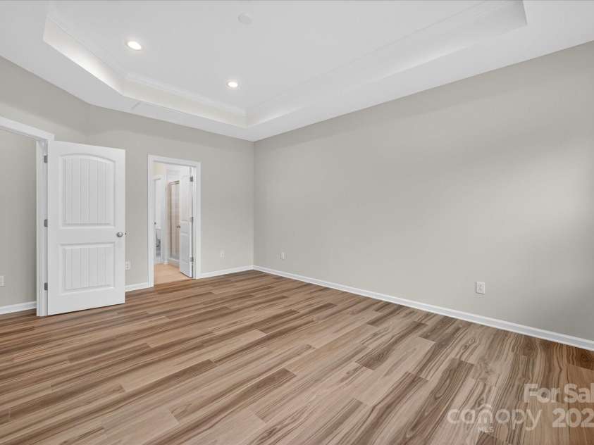 7926 Rolling Wheels Road, Charlotte, NC 28215.  MLS# CAR4289373, YatesRealty ID 3293. Premier Bedroom