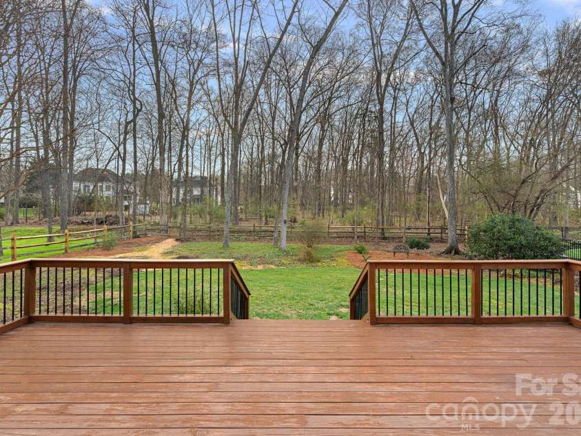 8507 Arley Hall Court, Waxhaw, NC 28173.  MLS# CAR4353416, YatesRealty ID 3293. 