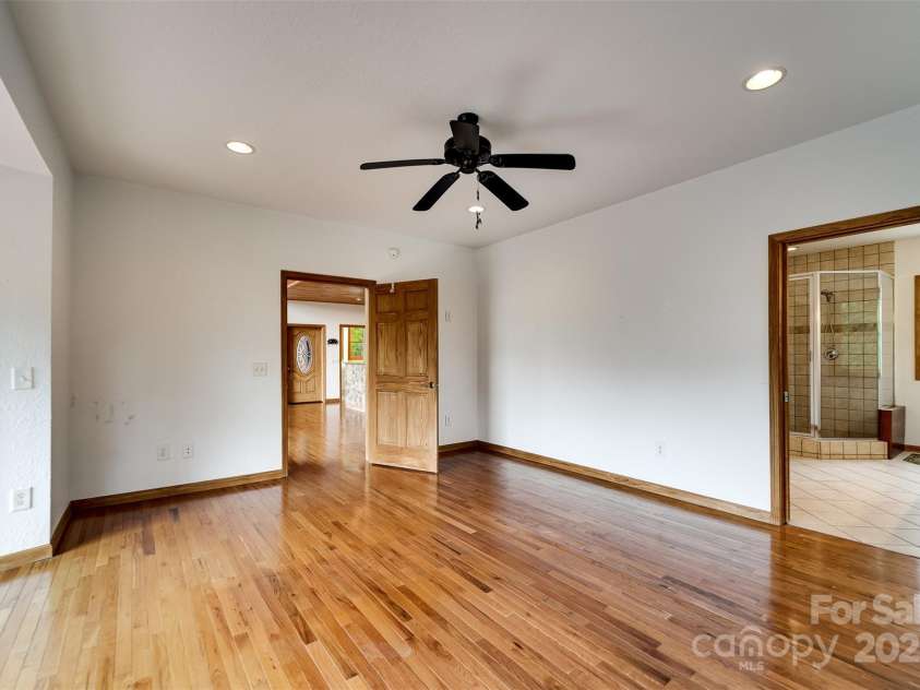 1181 Tobacco Branch Road, Almond, NC 28702.  MLS# CAR4293762, YatesRealty ID 32930. 