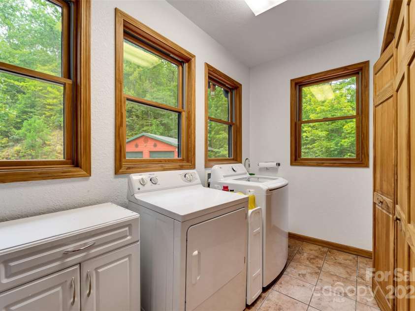 1181 Tobacco Branch Road, Almond, NC 28702.  MLS# CAR4293762, YatesRealty ID 32930. 